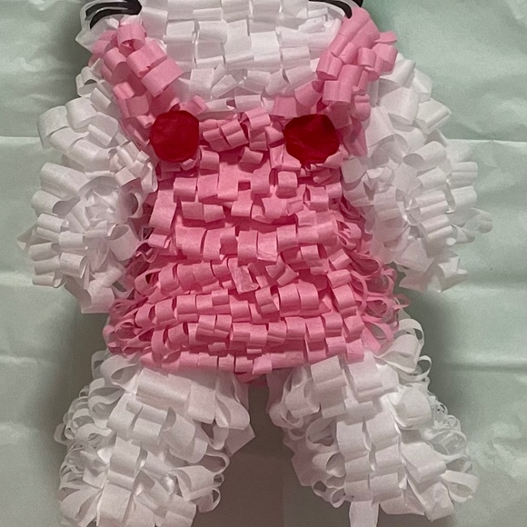 Hello Kitty Pinata - Picture 2 of 3